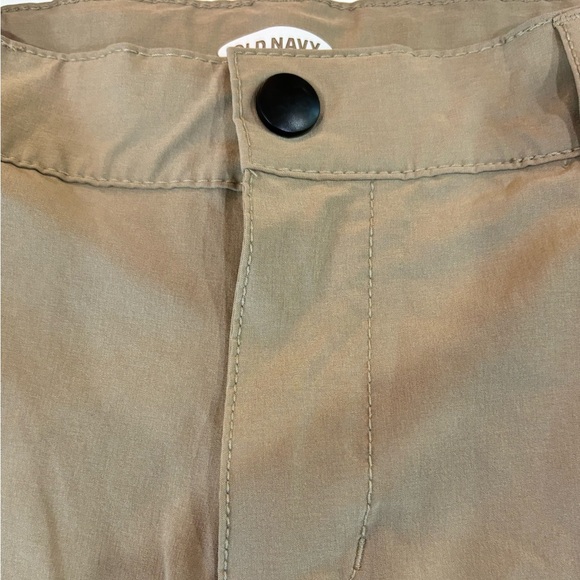 Old Navy Boys Khaki Shorts - Picture 3 of 11